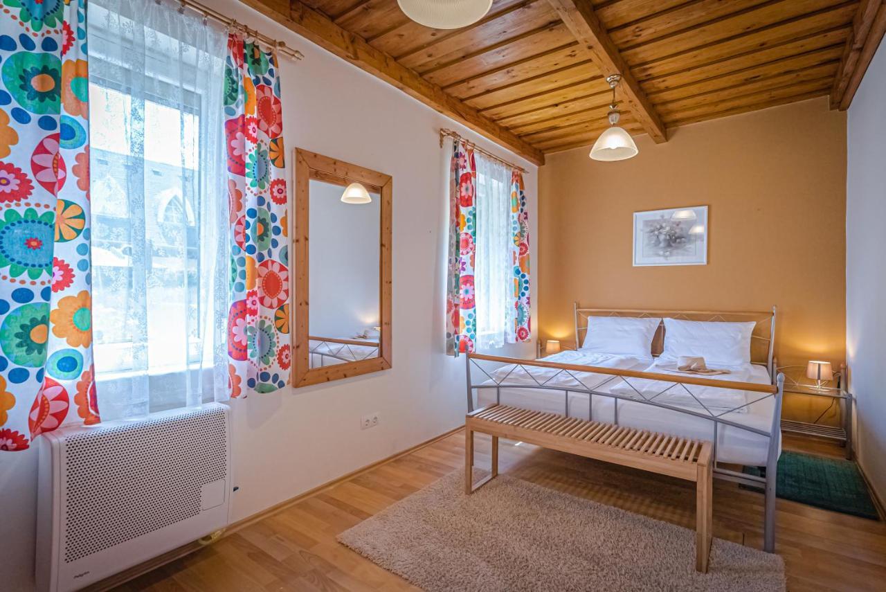 Willa Sunny Garden Pihenohaz Siófok Zewnętrze zdjęcie