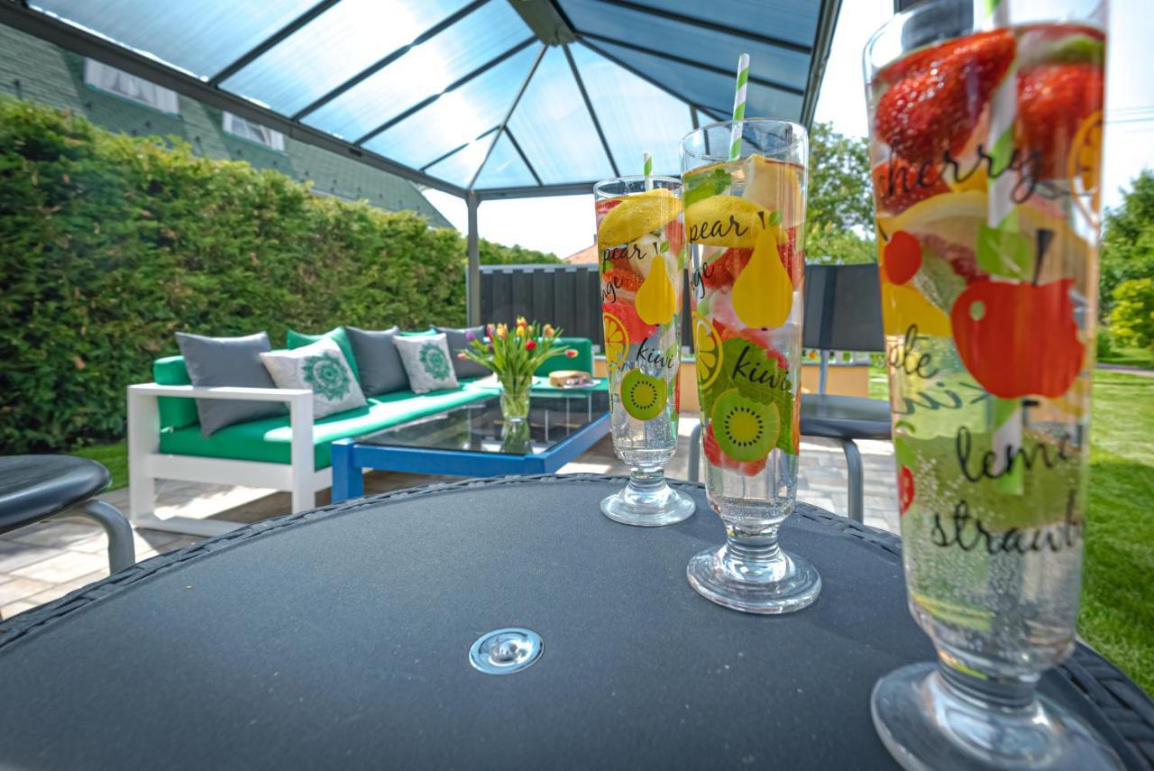 Willa Sunny Garden Pihenohaz Siófok Zewnętrze zdjęcie